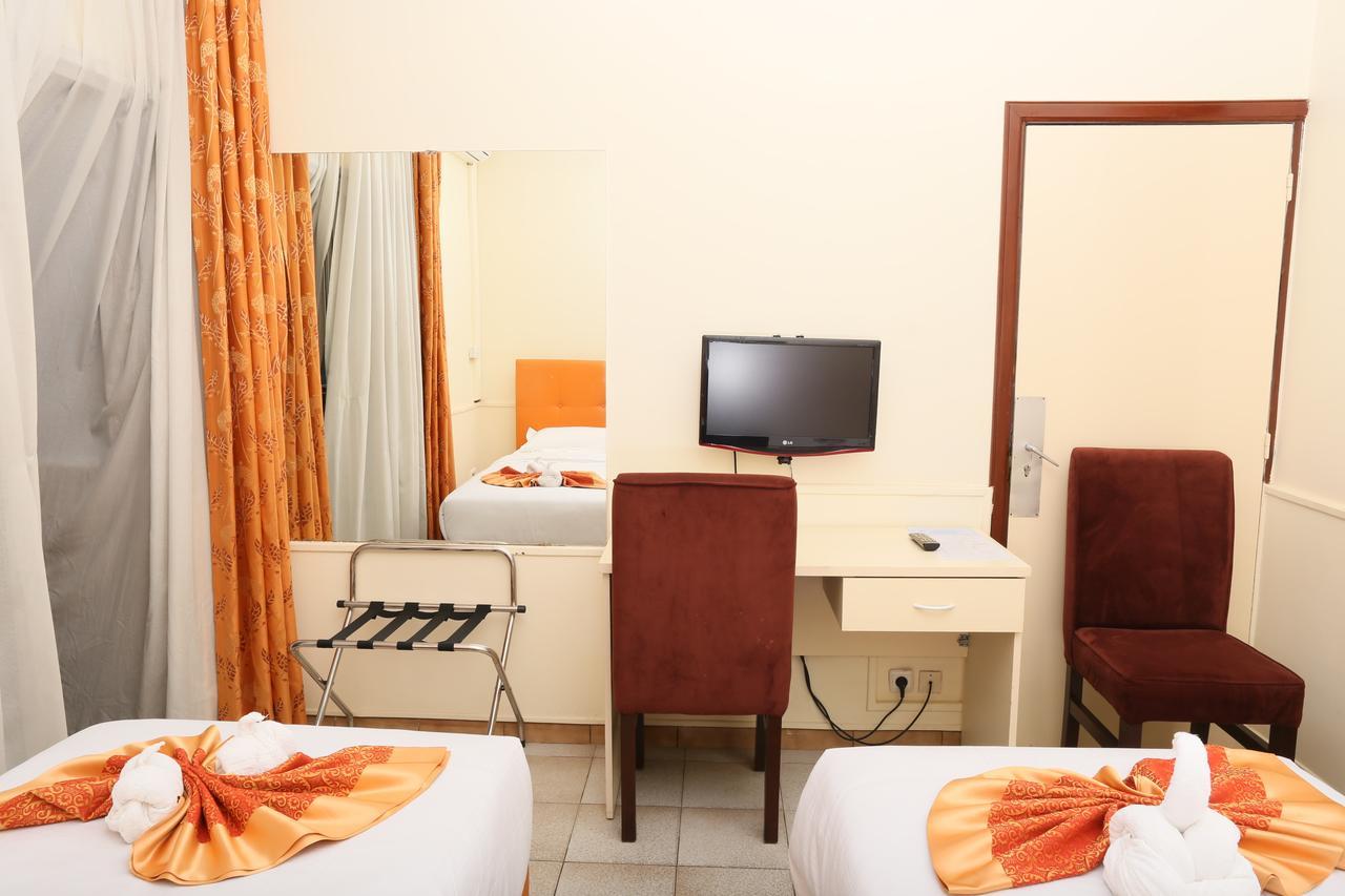Hotel Mansel Yaoundé Exterior foto